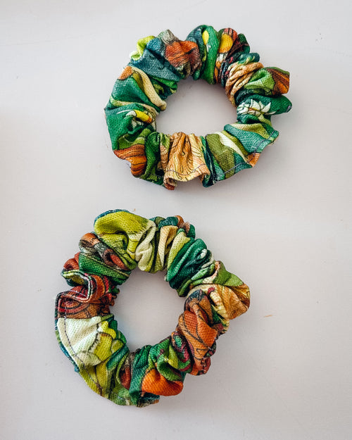 The Poet Scrunchie III (Standard)