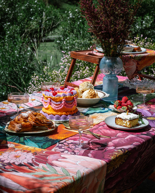 Sweetener Tablecloth