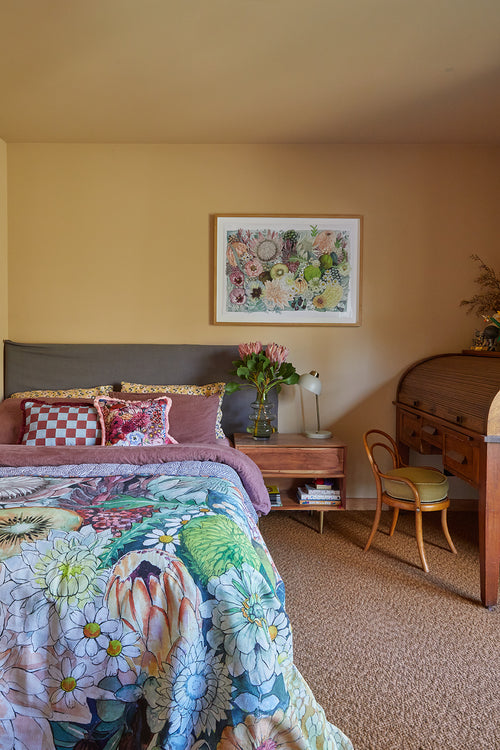 Field Dream Velvet Cushion